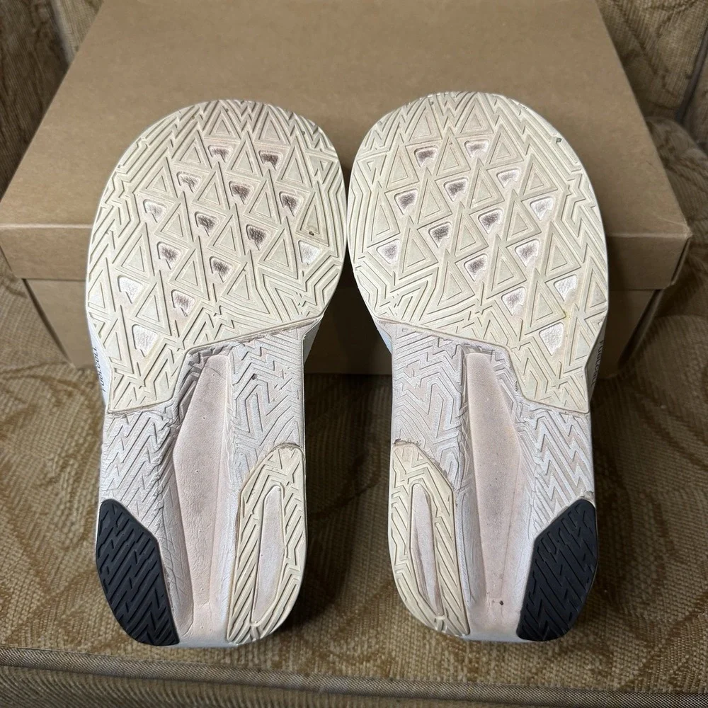 New Balance FuelCell Rebel V5 Angora WFCX7ZF Women's Size 7B Running Shoes